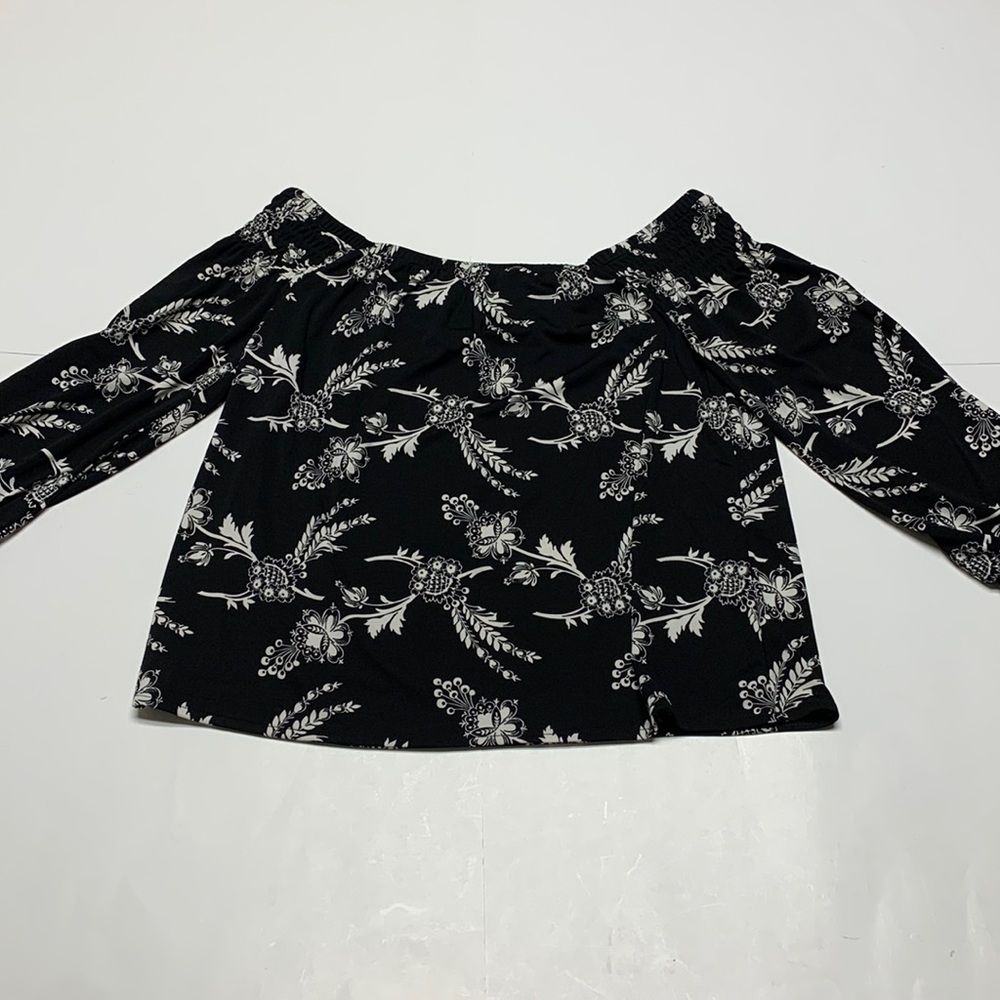 Ann Taylor Black and White Floral Off the Shoulder Top